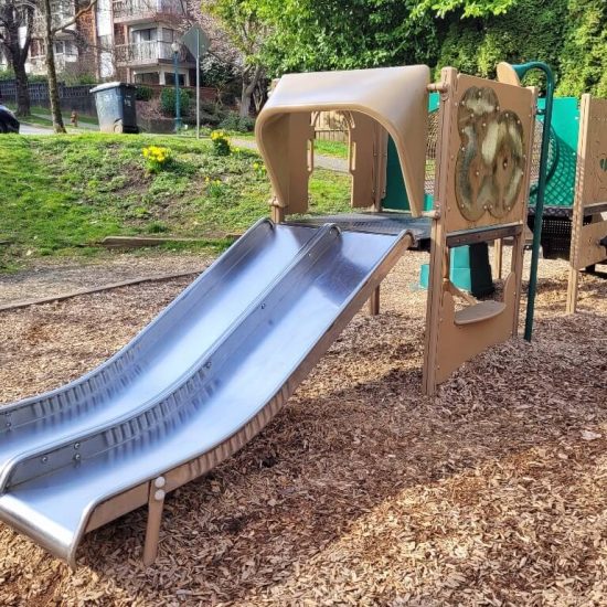 Carolina Park playground3